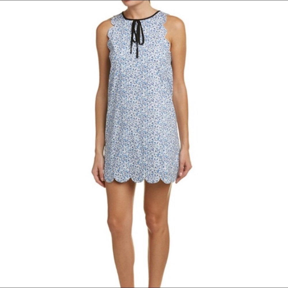 English Factory Rare Blue White Floral Paisley Scallop Print Size M